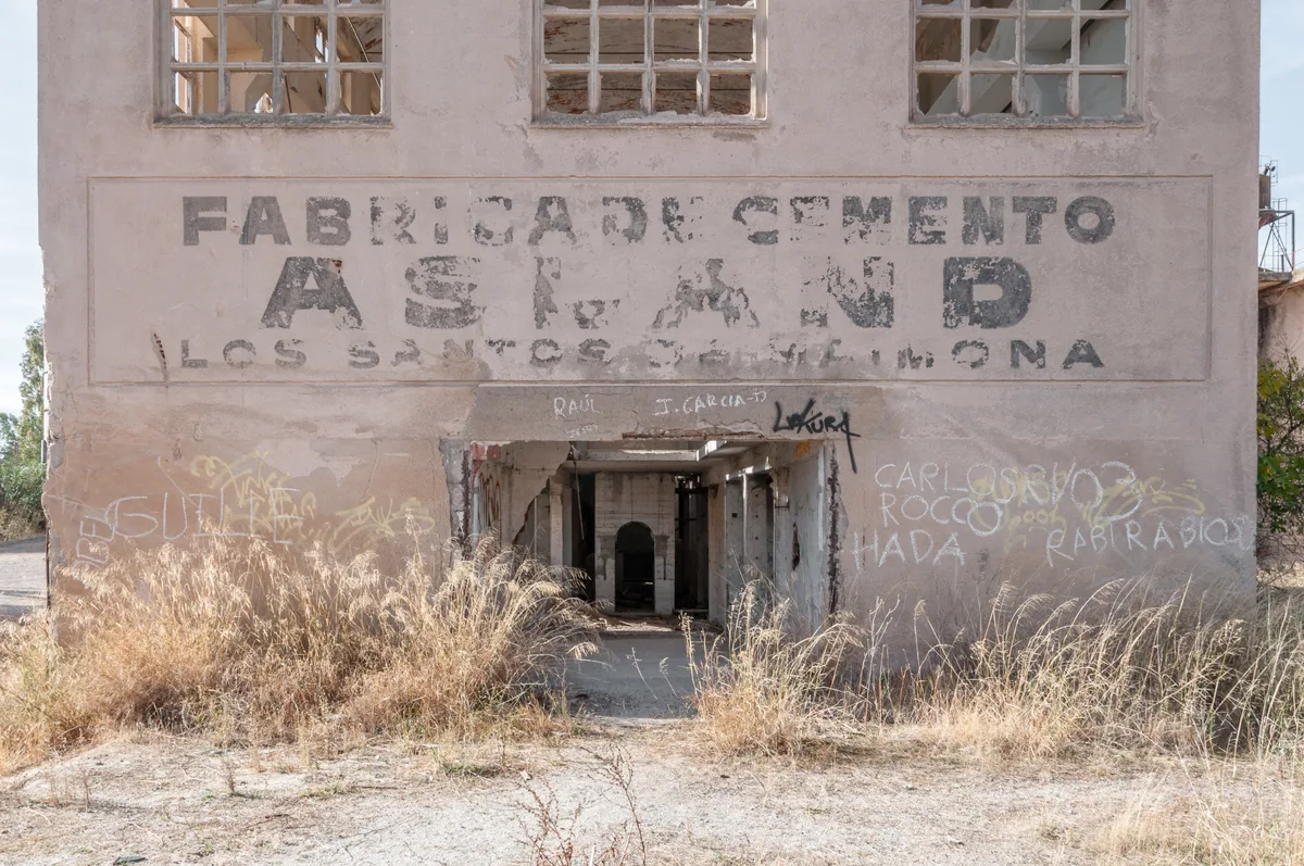 Photo by Matteo Negri